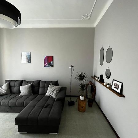 Donna Lucrezia Apartment Специя Екстериор снимка